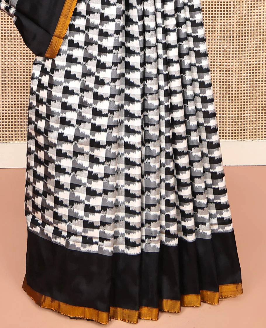 Black and White Pochampally Ikat Silk Saree, Spotlighted with Geometric Patterns on Its Body, Complemented by Contrast Border, Pallu of Diamond Patterns, and Paired with a Contrast Blouse - Image 4