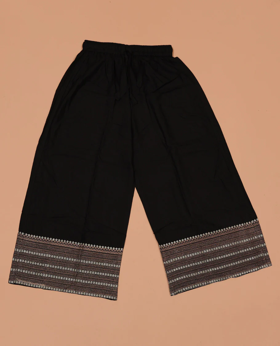 Black-base geometric patterns delicately thread with sequins embroidered rayon palazzo pants