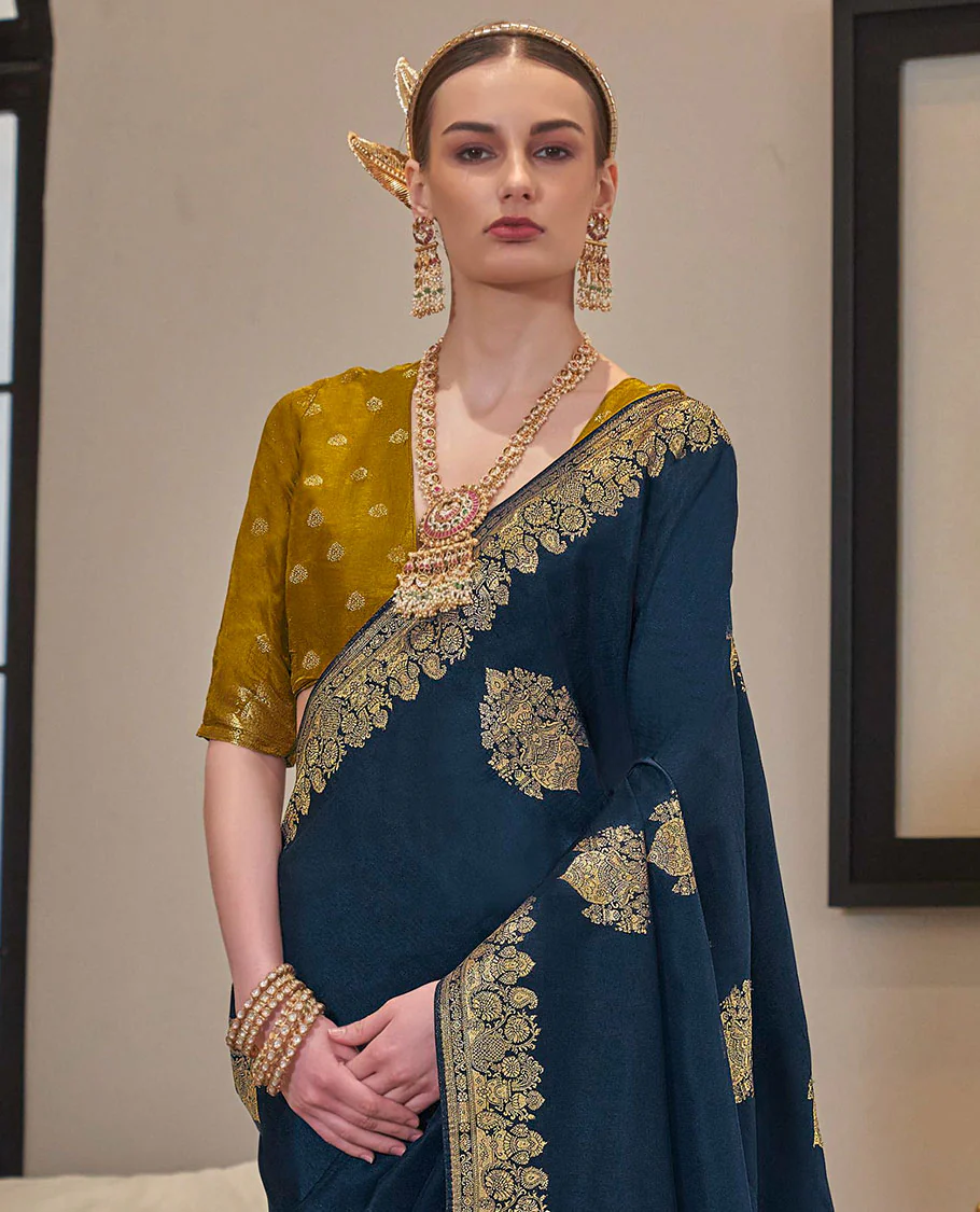 Blue buttas designer saree, intricate border, and pallu of paisley designs - Image 2