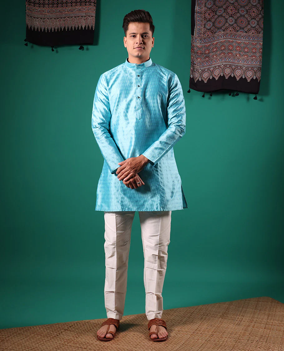 Blue intricate patterns embossed full-sleeved men's kurta - Image 2