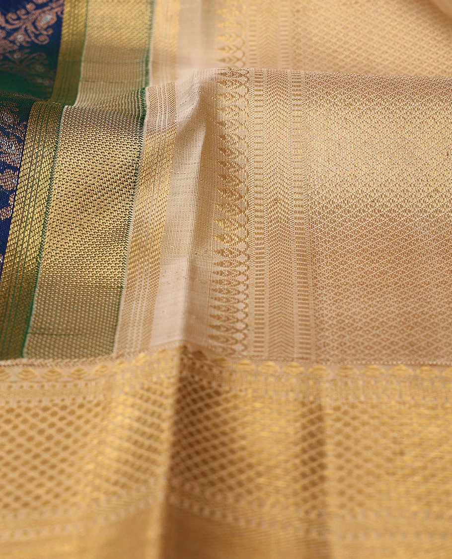 Blue jacquard Samudrika silk saree, contrast border of thilakam mokku,muthu,kathir & kuyil kann design & jaal pallu - Image 4