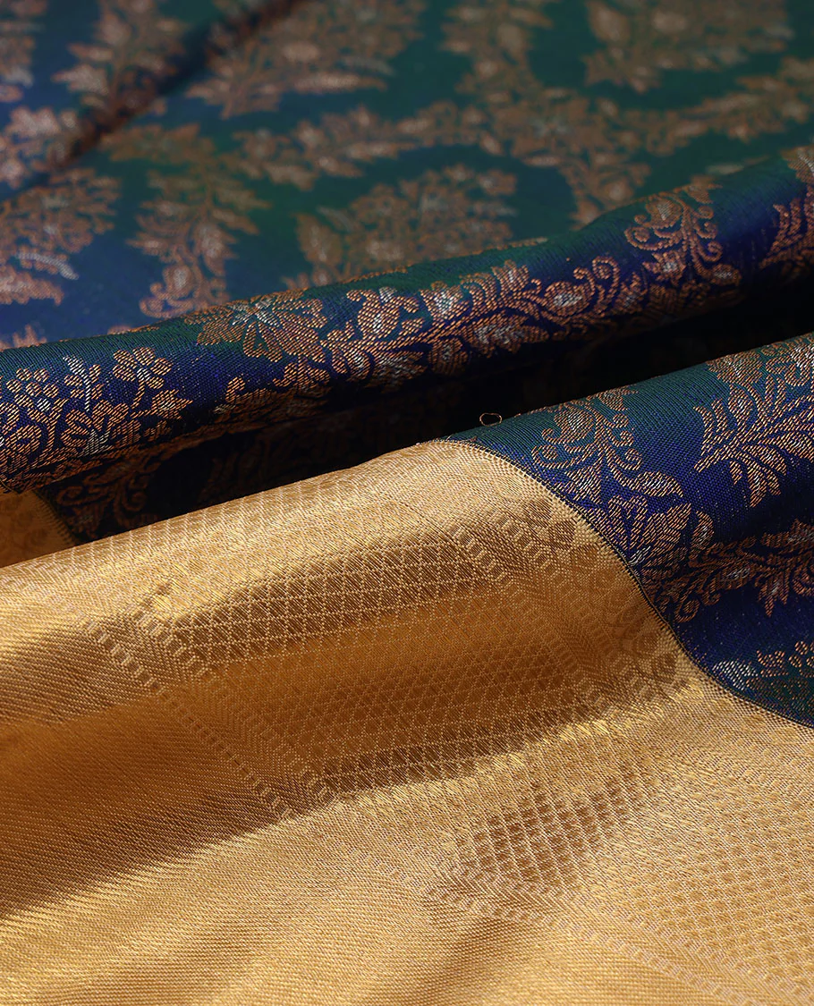 Blue jacquard Samudrika silk saree, contrast border of thilakam mokku,muthu,kathir & kuyil kann design & jaal pallu - Image 5