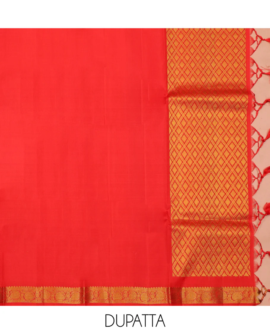 Blue Pure Silk Half-Saree, Gleamed Up with Zari Buttas on Its Skirt, Complemented by a Contrast Border Featuring Kodi Visiry, Neli, Muthu, and Jaal Designs, Comes with a Contrast Blouse and a Dhavani of Jaal Designs - Image 6