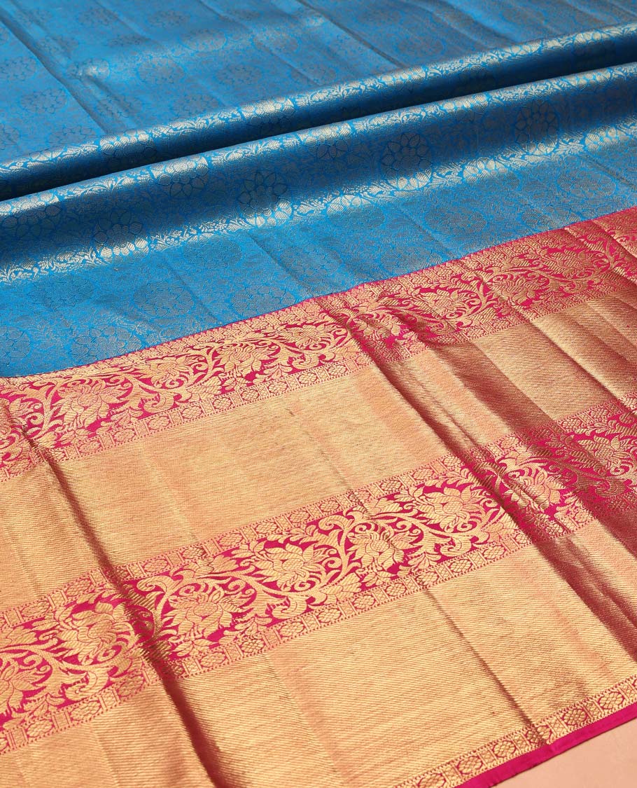 Blue Pure Silk Half-Saree, Richly Detailed with Jacquard Design on Its Skirt, Complemented by a Contrast Border of Kodi Visiry and Laddu Kamalam Designs, Comes with a Contrast Blouse and a Dhavani of Intricate Designs - Image 5