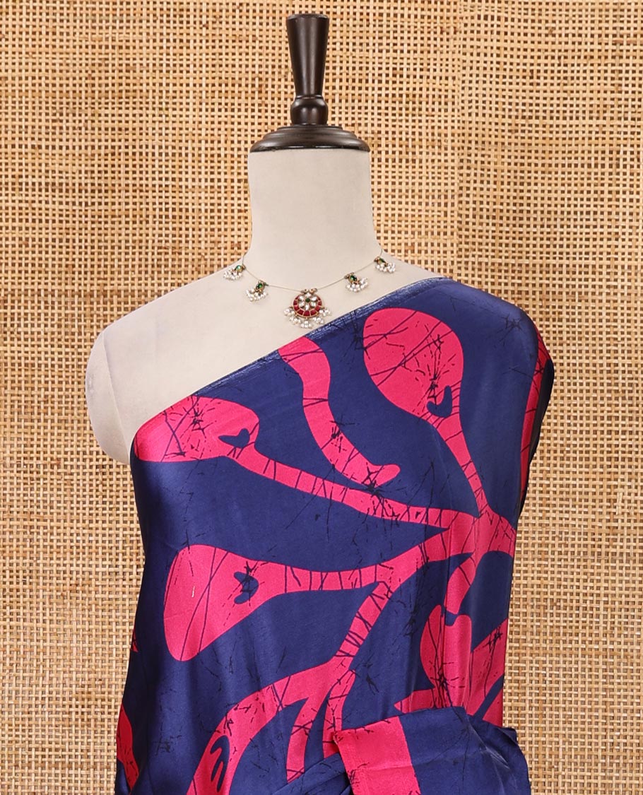 Borderless navy blue batik-style vine printed satin crepe saree, fancy printed self-pallu & batik printed blouse - Image 3