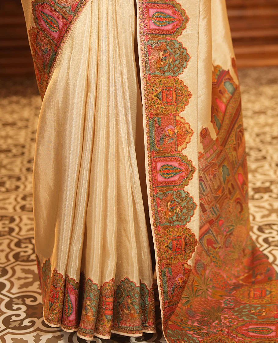 Cream Plain Dola Silk Saree, Complemented by Captivating Contrast Border of Meenakari-style Mughal Human Figurines, Pallu Artfully Pictures Mughal Human Figurines, and Paired with a Matching Blouse - Image 7