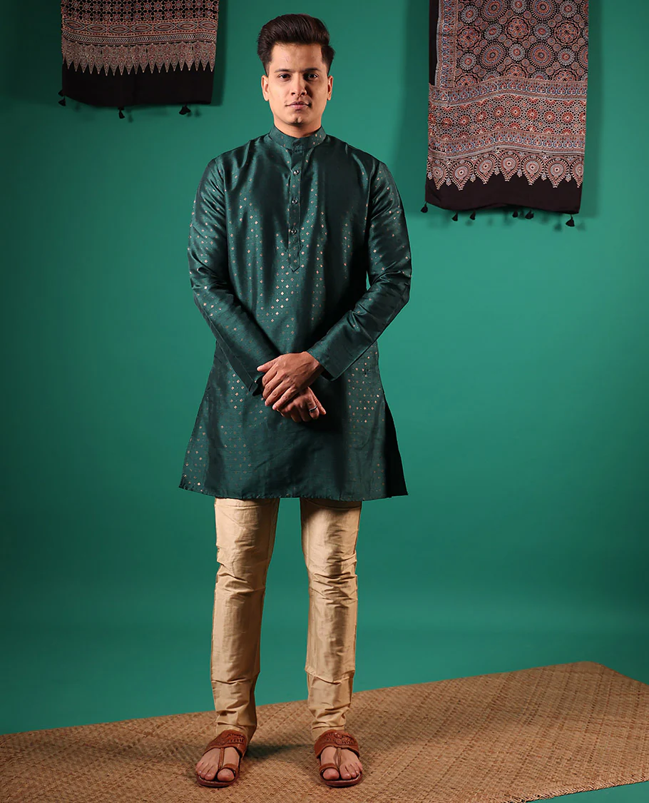 Green diamond motifs golden foil printed with full-sleeved men's kurta - Image 2