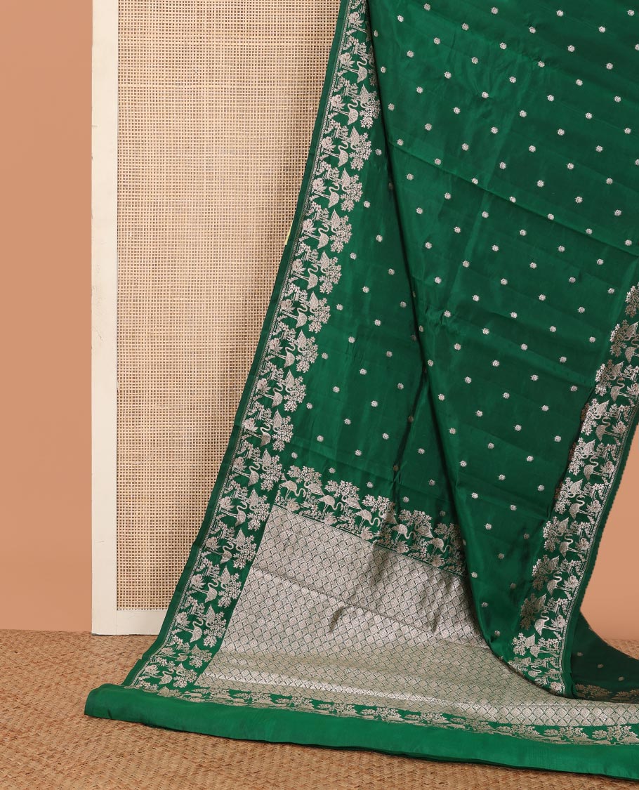 Green floral buttas raw mango silk saree, floral, and flamingos zari border, and jaal pallu - Image 3