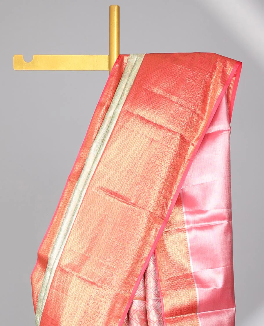 Green floral jacquard budget silk saree with contrast intricate zari design & floral checked zari design pallu - Image 3
