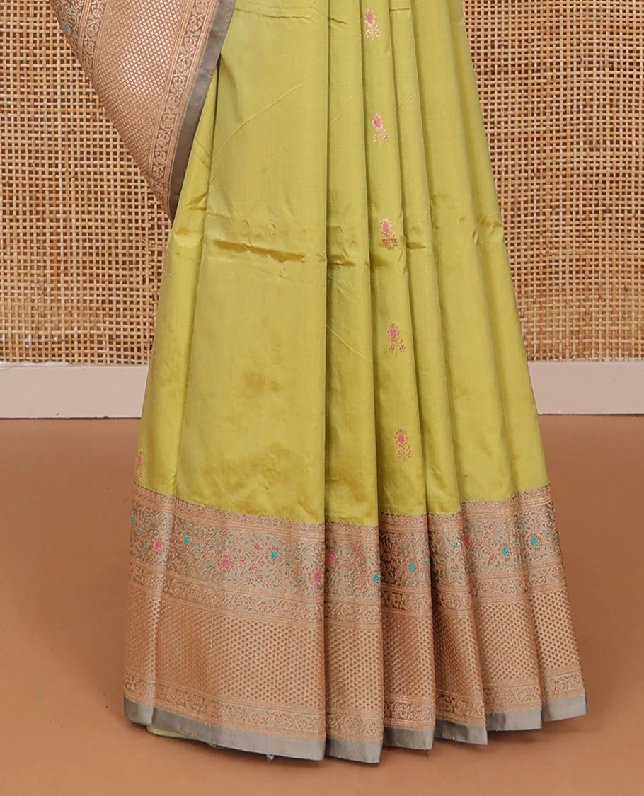 Green meena buttas katan silk saree, contrast tarditional border of meenakari floral designs, and jaal pallu - Image 4