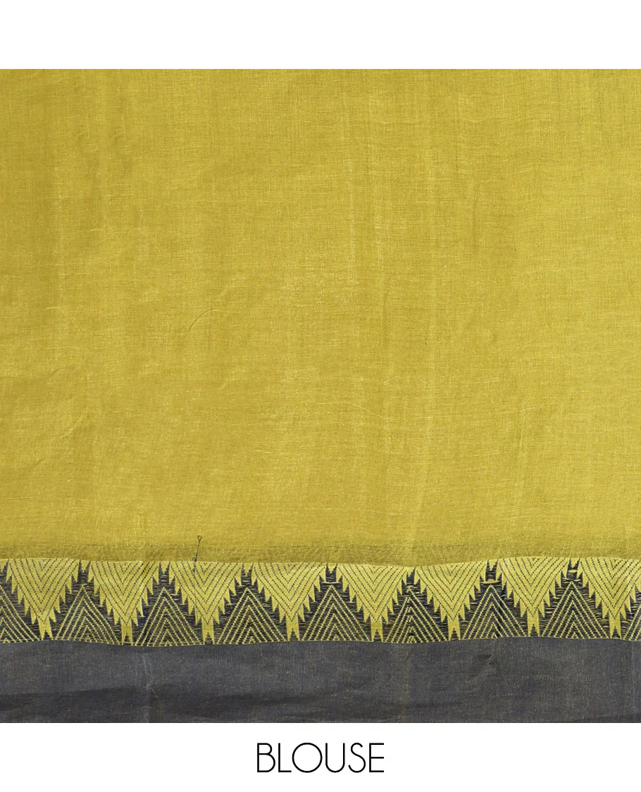 Green Plain Bengal Cotton Saree, Complemented by a Contrast Temple Design Border, Pallu of Buttas and Stripes, and Paired with a Matching Blouse - Image 3
