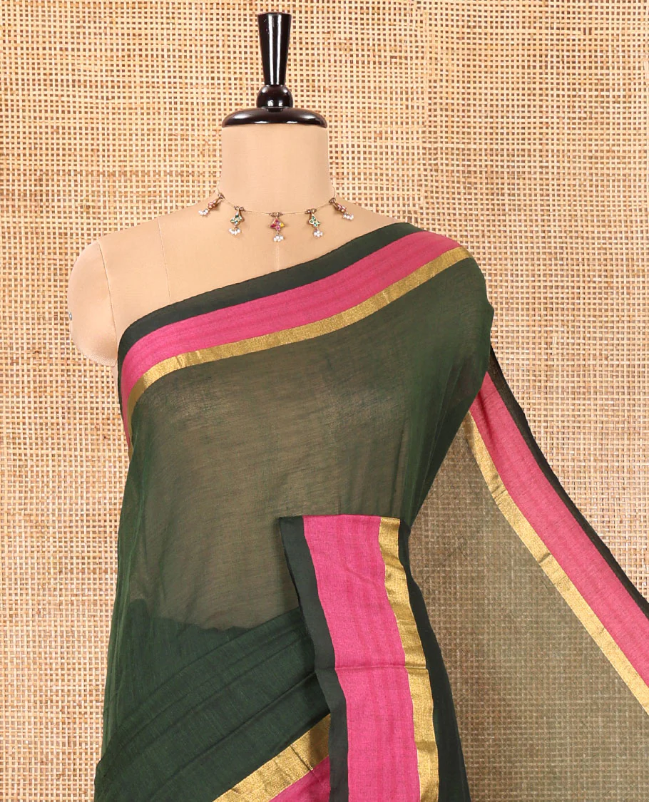 Green Plain Khadi Mul Cotton Saree, Complemented by a Contrast Pink Zari Border, Plain Pallu, and Paired with a Matching Blouse - Image 2