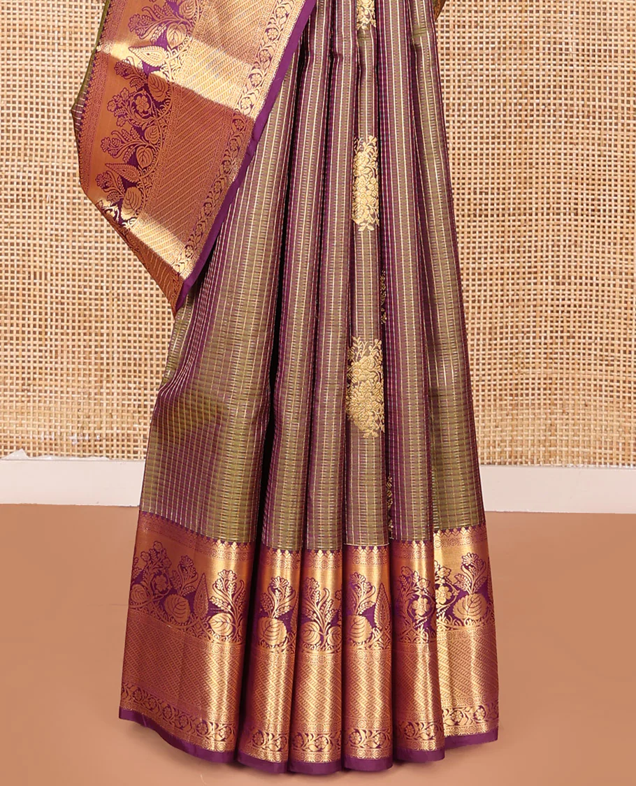 Green Vasundhara Silk Saree Elegantly Embellished with Floral Zari Buttas and Zari Checks, Highlighted by a Contrast Border of Traditional Zari Designs, Pallu Steeped with Manga and Kodi Vivsy Designs, and Paired with a Contrast Blouse - Image 4