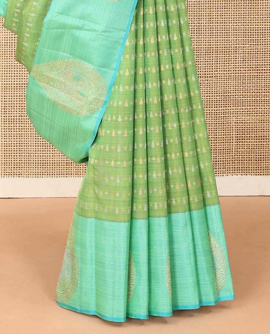 Green zari buttas Kanchipuram designer saree, contrast mayil butta enclosed thilakam design border, and jaal pallu - Image 5