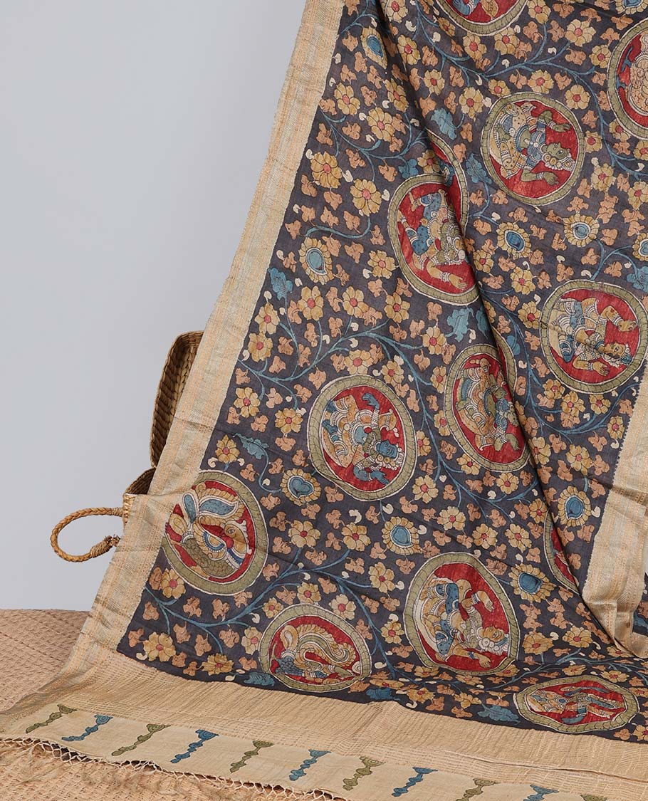 Grey floral, human design handpainted pen kalamkari silk saree with contrast plain border & striped pallu - Image 2