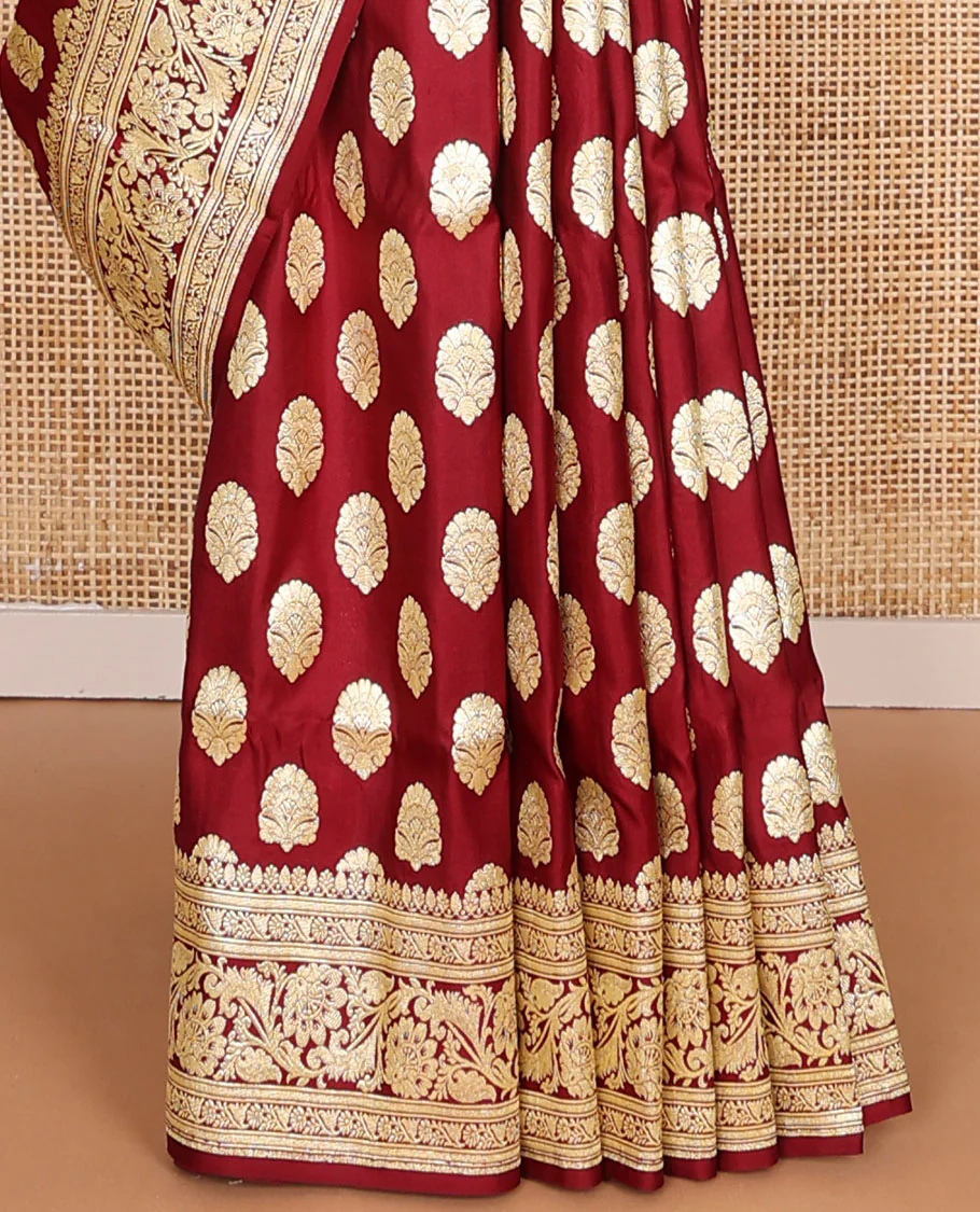 Maroon banarasi silk saree with zari buttas, self-border of floral creeper designs & pallu steeped with floral designs - Image 5