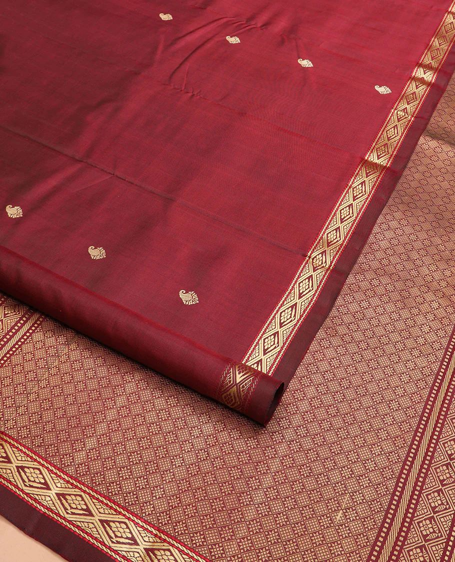 Maroon buttas Kanchipuram silk saree, self-border of diamond designs, and jaal pallu - Image 2