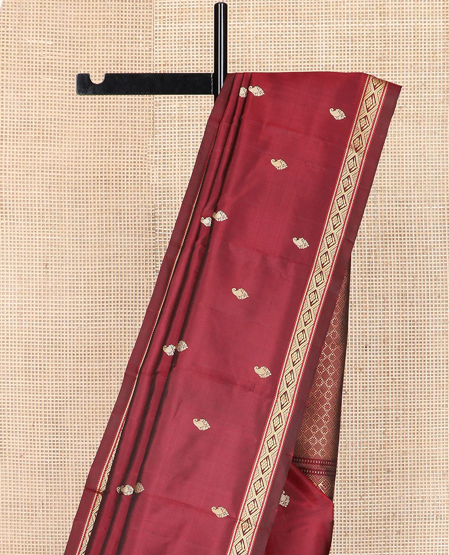 Maroon buttas Kanchipuram silk saree, self-border of diamond designs, and jaal pallu - Image 4