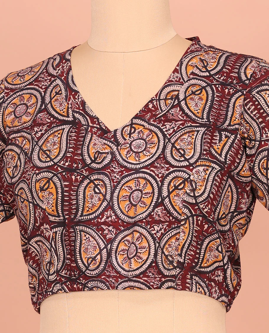 Maroon Cotton Readymade Blouse Beautified with Chakram and Paisley Vine Print, Featuring a Front V-Neck, a Closed Back Neck, and Elbow Sleeves - Image 2