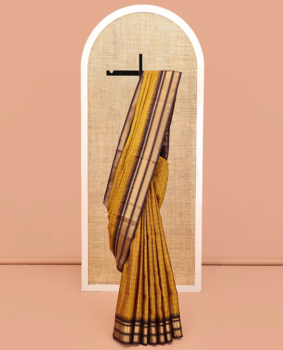 Mehendi Green and Brown Vasundhara Lite Silk Mix Saree, Graced with Checked Design All Over Its Body, Complemented by a Contrast Thazampoo Rekku Border of Manga Mokku, Muthu, and Mayil Kann Designs, Grand Pallu, and Paired with a Contrast Blouse - Image 3
