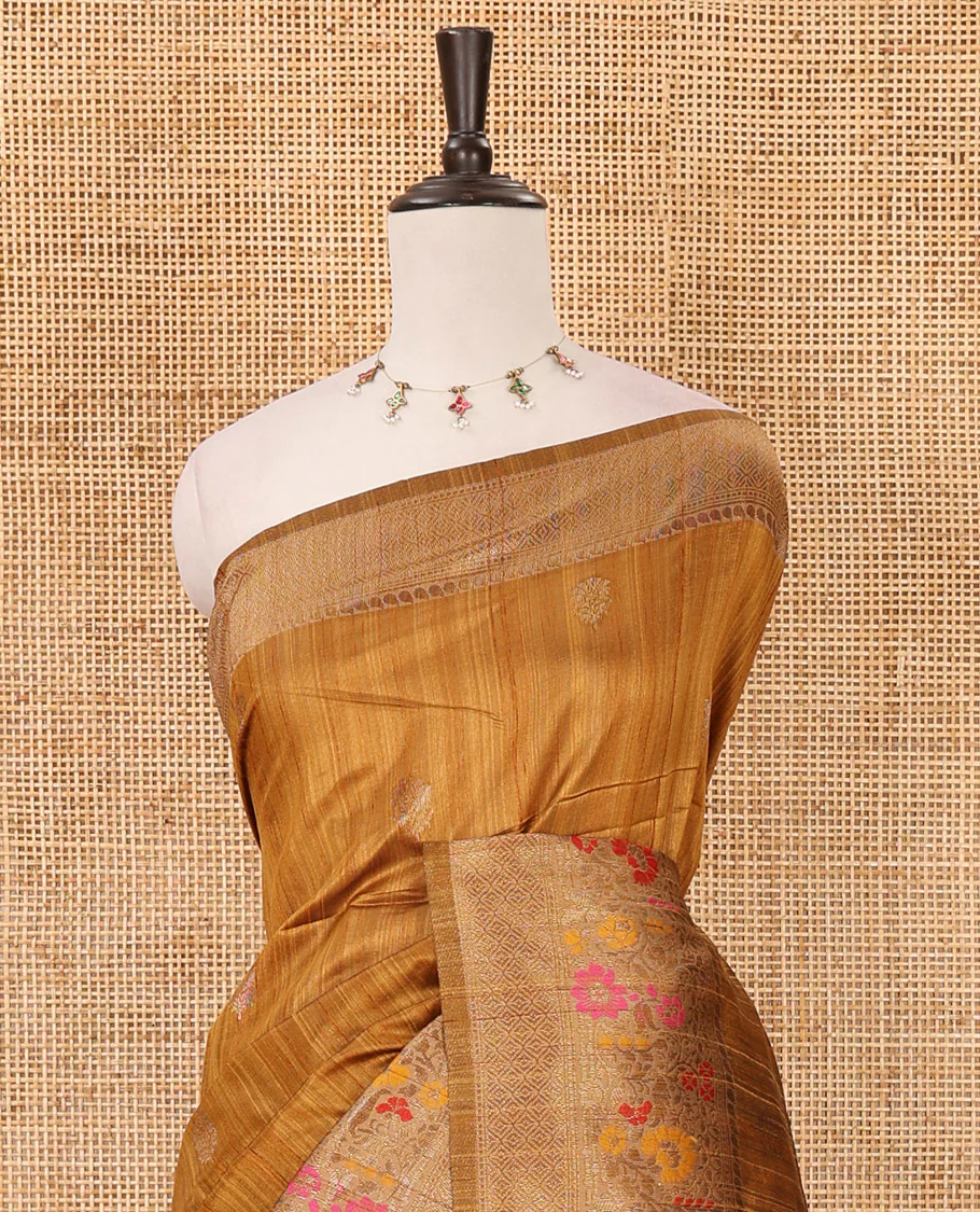 Mustard floral zari buttas jute silk saree, contrast meenakari floral creeper & jaal design border, jaal pallu & matching plain blouse - Image 3