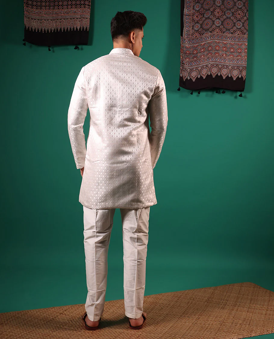 Pearl white butta enclosed jaal embossed full-sleeved men's kurta - Image 5