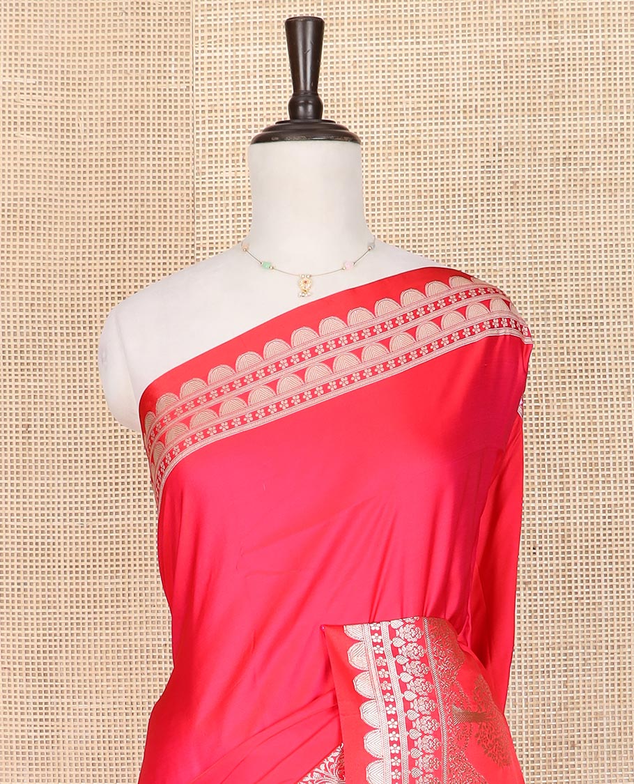 Pink plain mushru silk saree, self-border of scallop design, floral, and tree motifs, and intricately designed pallu - Image 3