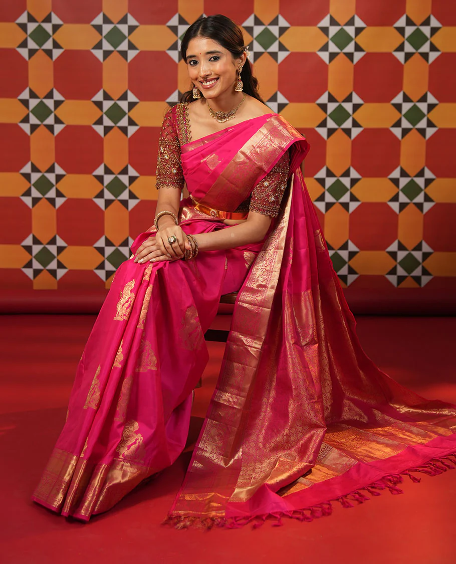 Pink singam and yaanai zari buttas woven Vasundhara silk saree, zari border of mayil kann, rudraksham, muthu, mayil, and yaali designs, and intricate pallu - Image 2