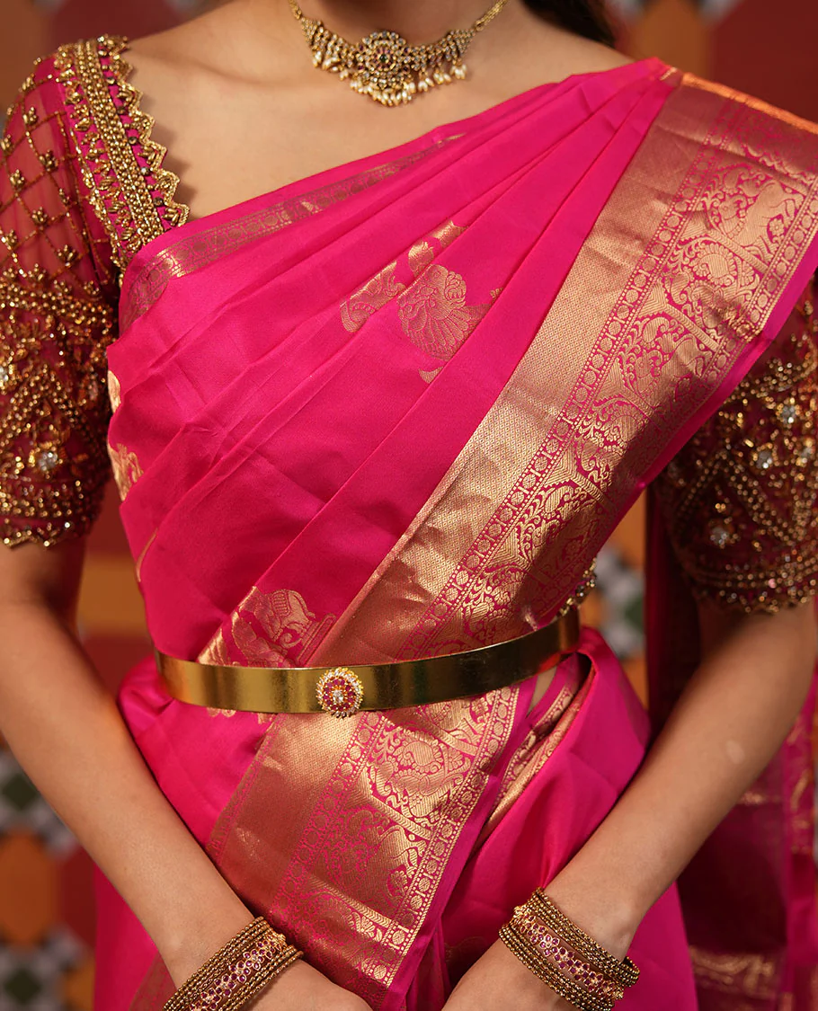 Pink singam and yaanai zari buttas woven Vasundhara silk saree, zari border of mayil kann, rudraksham, muthu, mayil, and yaali designs, and intricate pallu - Image 4