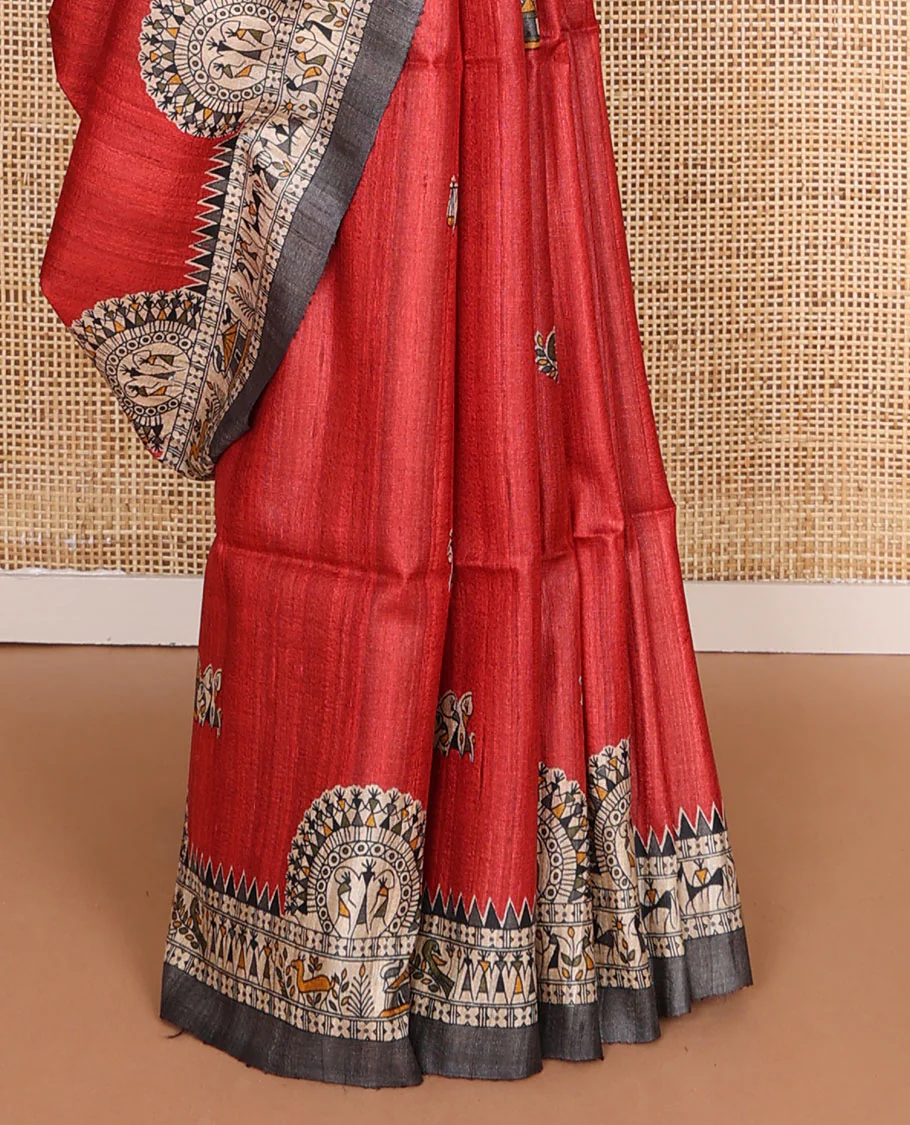 Red madhubani-style human motifs printed tussar saree, contrast border & pallu elevated with madhubani-themed motifs - Image 4
