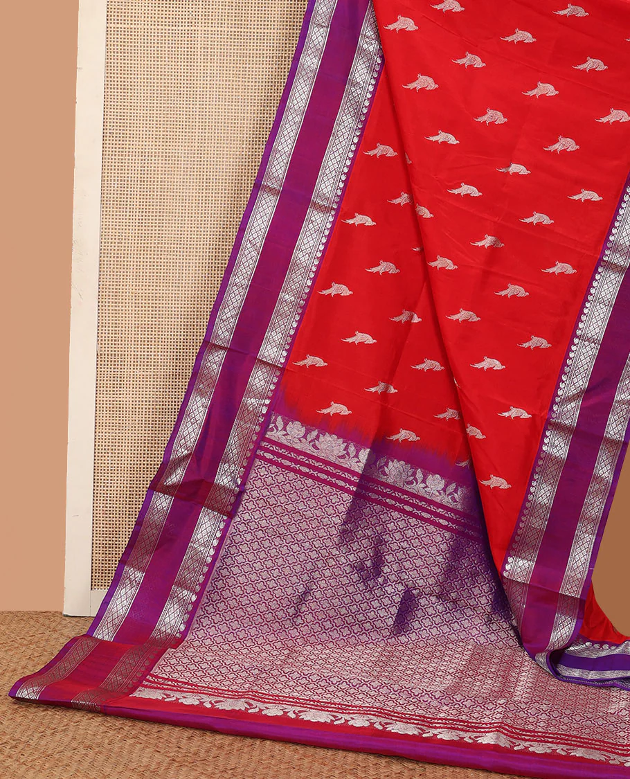 Red parrot buttas Venkatagiri silk saree, contrast rettai pettu traditional zari border, and pallu of jaal design - Image 3