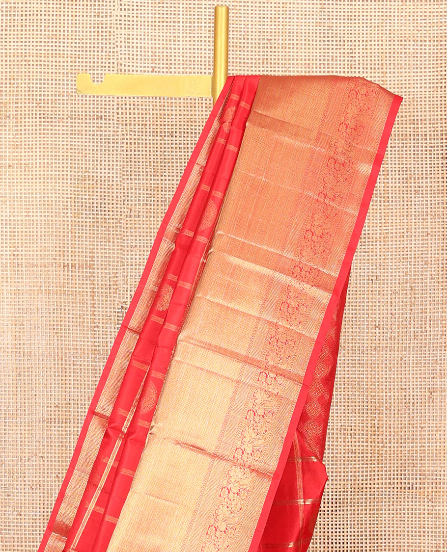 Red Vasundhara Silk Saree Artfully Woven with Zari Butta Enclosed Checks All Over Its Body, Highlighted by Zari Border of Rekku, Mayil Kann, Kathir, and Mayil Designs, a Grand Pallu of Jaal Designs, and Paired with a Matching Blouse - Image 3