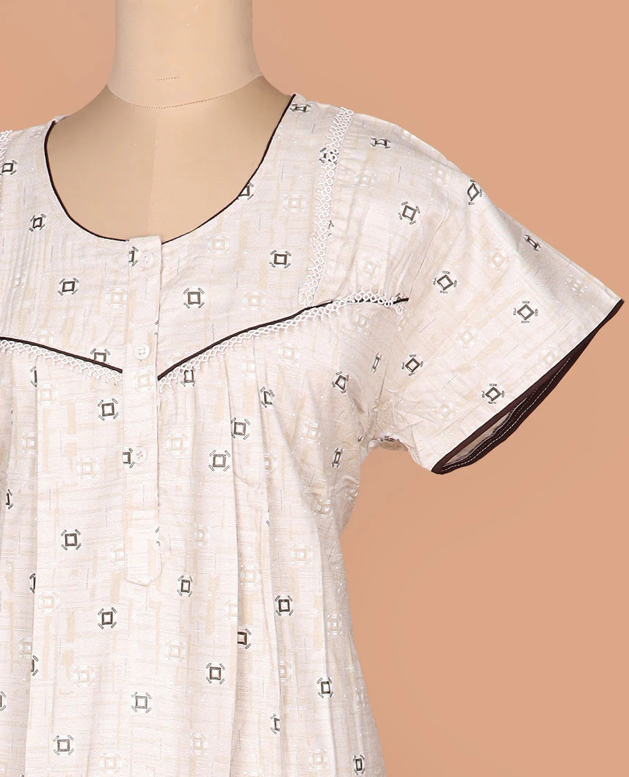Sandal geometric printed with round neck half-sleeve nighty