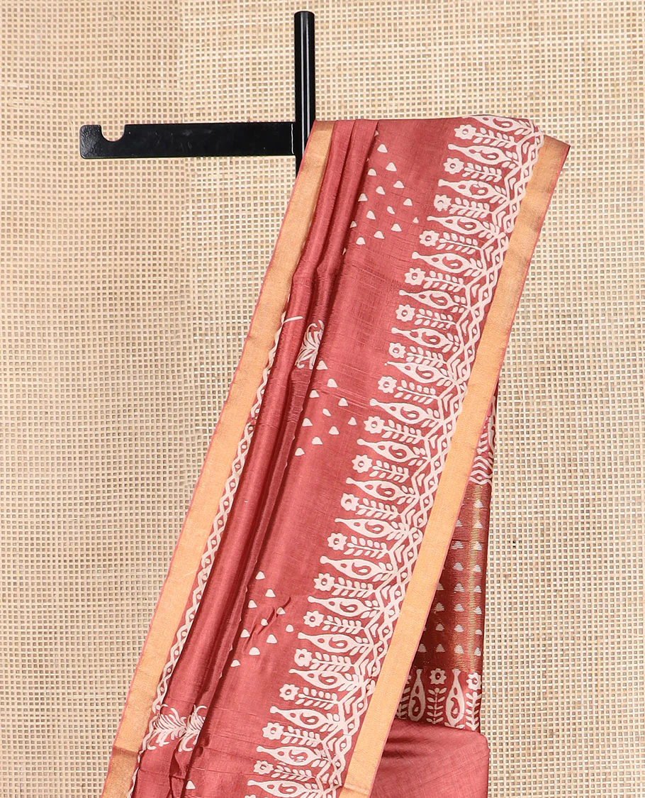 Terracotta red feather motifs printed banana pith saree, zari with print work border, and printed pallu - Image 3