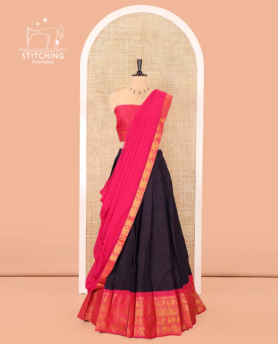 Violet and Rani Pink Plain Sungudi Cotton Half-saree, Complemented by Captivating Contrast Traditional Zari Border of Temple, Peacock, and Elephant Designs, Paired with a Contrast Zari Checked Blouse, and Comes with a Zari-Bordered Vichitra Silk Dhavani - Image 4